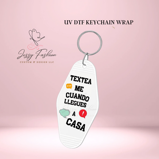 Texteame cuando llegues a casa Keychain Decal